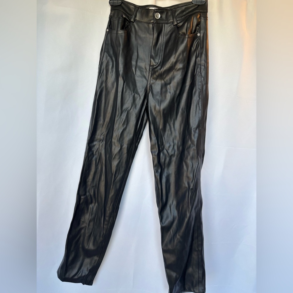 Zara Women's Black pleather Skinny Pants